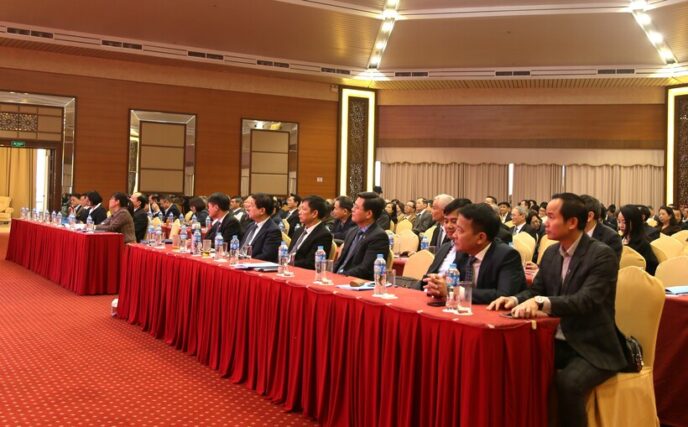 Đại biểu tham dự lớp bồi dưỡng chuyên môn nghiệp vụ luật sư năm 2025.