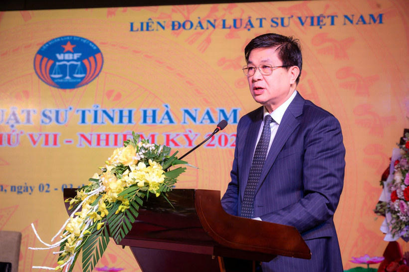 Luật sư, Tiến sĩ Đỗ Ngọc Thịnh, Chủ tịch Liên đoàn Luật sư Việt Nam phát biểu tại đại hội.