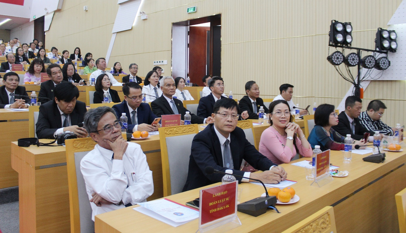 Đại diện Ban Chủ nhiệm các Đoàn Luật sư tham dự Hội nghị.
