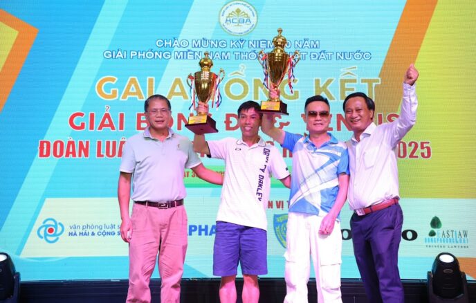 CLB TENNIS ĐOÀN LUẬT SƯ THÀNH PHỐ HÀ NỘI THI ĐẤU THÀNH CÔNG TẠI GIẢI QUẦN VỢT ĐOÀN LUẬT SƯ TP HCM MỞ RỘNG LẦN THỨ XX - 2025 4 4