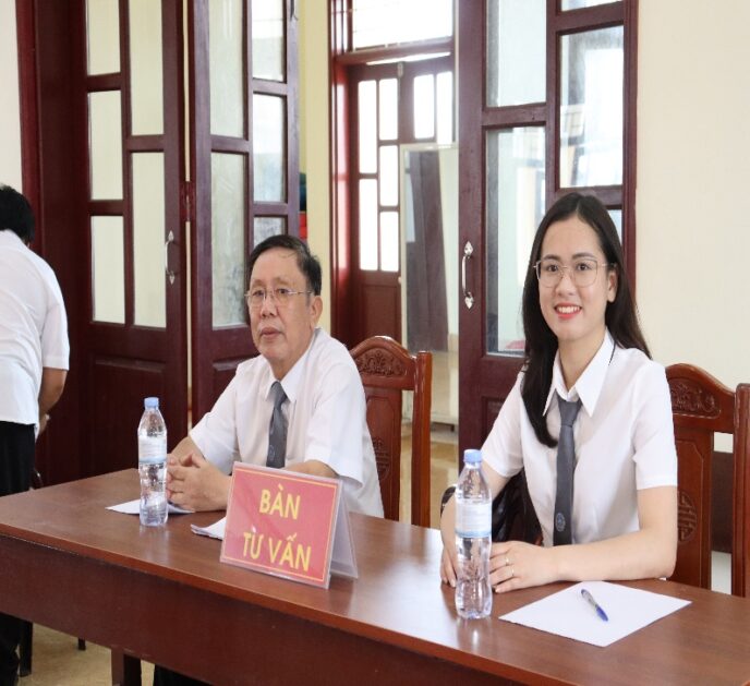 TỔ CHỨC TUYÊN TRUYỀN, PHỔ BIẾN PHÁP LUẬT CHÀO MỪNG KỶ NIỆM 80 NĂM NGÀY TRUYỀN THỐNG LUẬT SƯ VIỆT NAM 7 9k 15