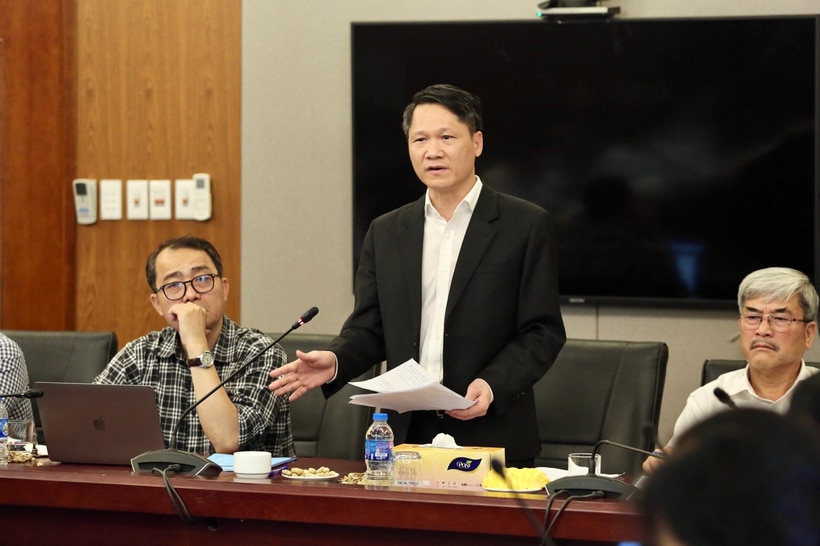 Luật sư Trần Văn An, Chủ nhiệm Đoàn Luật sư tỉnh Bắc Giang cho ý kiến tại hội thảo.