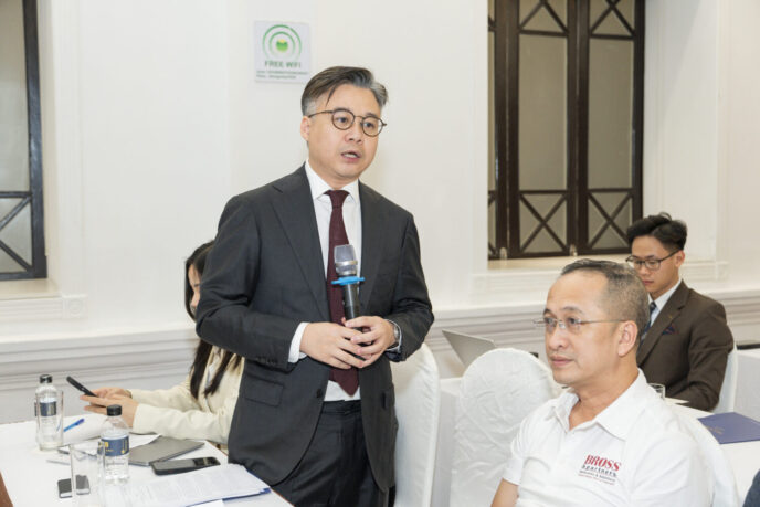 Câu lạc bộ Luật sư Thương mại Quốc tế Việt Nam tổ chức thành công Đại hội lần thứ IV (2025 – 2028). 10 NMT01426
