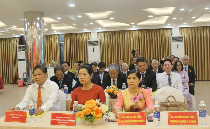 Đại hội Chi bộ Đoàn Luật sư tỉnh Đồng Nai: Xây dựng đội ngũ luật sư vững mạnh, đáp ứng yêu cầu thời kỳ mới 11 Đại biểu tham dự Đại hội.