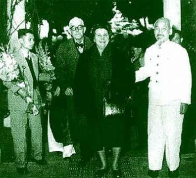 Luật sư Lô-dơ-bi kể chuyện bào chữa cho Hồ Chủ tịch