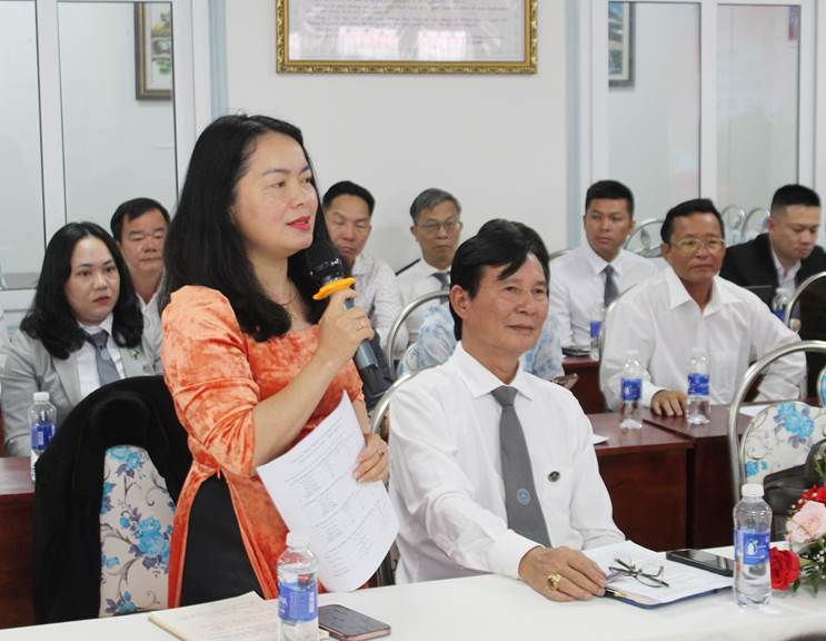 Bà Đỗ Thị Quế Phương phát biểu tại Hội nghị.