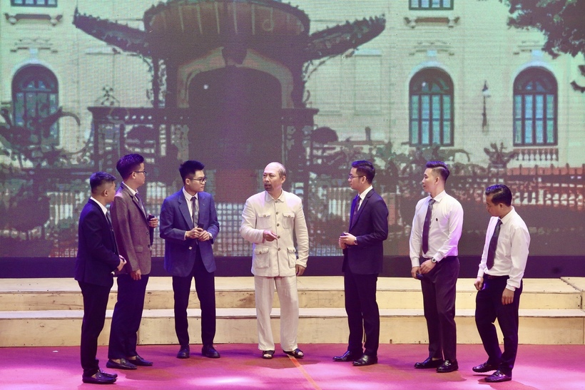 Liên đoàn Luật sư Việt Nam tổ chức Hội diễn Văn nghệ quần chúng lần thứ III 6 Tiết mục của Đoàn Luật sư tỉnh Nghệ An.