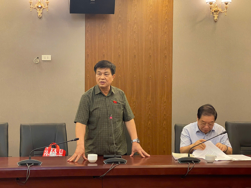 Công bố và trao Quyết định chỉ định Bí thư Chi bộ Liên đoàn Luật sư Việt Nam 2 Tiến sĩ, Luật sư Đỗ Ngọc Thịnh, Chủ tịch Liên đoàn Luật sư Việt Nam phát biểu tiếp nhận nhiệm vụ.