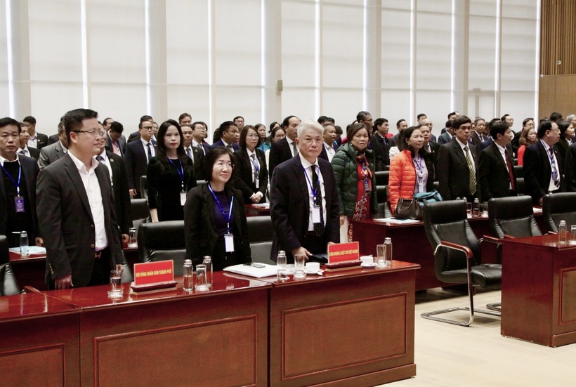 Đoàn Luật sư TP. Hải Phòng tổ chức thành công Đại hội lần thứ I, nhiệm kỳ 2025-2030 1 Luật sư, Tiến sĩ Lưu Tiến Dũng, Phó Chủ tịch Liên đoàn Luật sư Việt Nam và các đại biểu tham dự Đại hội.