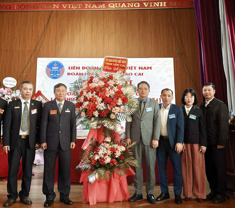 Đoàn Luật sư tỉnh Lào Cai tổ chức Đại hội lần thứ Nhất, nhiệm kỳ 2026-2031. 1 Ủy ban Mặt trận Tổ quốc Việt Nam tỉnh Lào Cai chức mừng Đại hội.