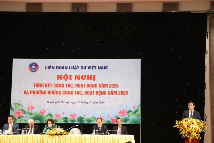 Luật sư, Tiến sĩ Đỗ Ngọc Thịnh, Chủ tịch Liên đoàn Luật sư Việt Nam phát biểu khai mạc Hội nghị.