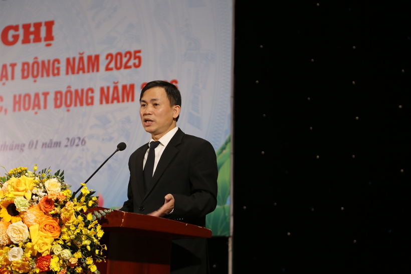 Liên đoàn Luật sư Việt Nam tổ chức Hội nghị Tổng kết công tác, hoạt động năm 2025 và phương hướng công tác, hoạt động năm 2026 6 Ông Nguyễn Văn Tùng, Phó Vụ trưởng Vụ Pháp chế và quản lý khoa học, Tòa án nhân dân Tối cao phát biểu ý kiến tại Hội nghị.