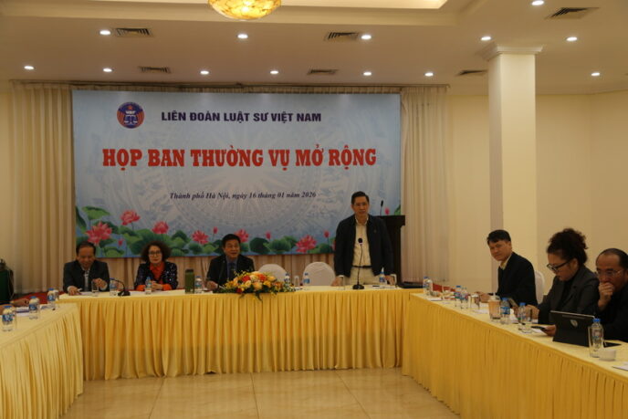 Luật sư Nguyễn Hải Nam phát biểu tại Hội nghị.