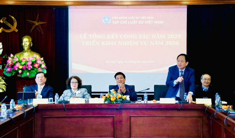 Tạp chí Luật sư Việt Nam tổ chức Lễ Tổng kết công tác năm 2025 và triển khai phương hướng, nhiệm vụ trọng tâm năm 2026 2 Thạc sĩ, Nhà báo Đặng Ngọc Luyến, Tổng Biên tập Tạp chí Luật sư Việt Nam phát biểu tại buổi lễ.