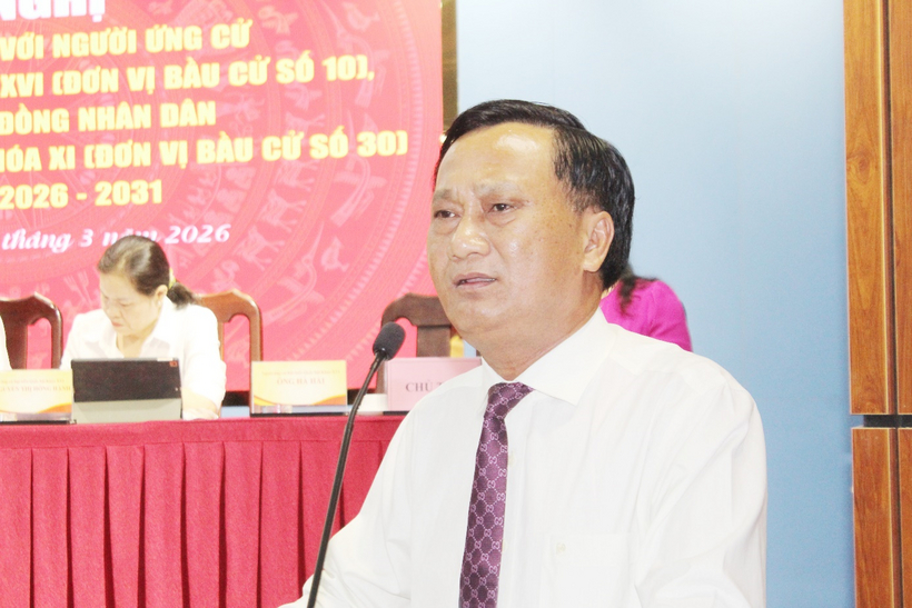 Cam kết của Luật sư Hà Hải trước cử tri 1 Luật sư Hà Hải cam kết đưa tiếng nói của người dân vào nghị trường nếu được cử tri tín nhiệm bầu làm Đại biểu Quốc hội khóa XVI.