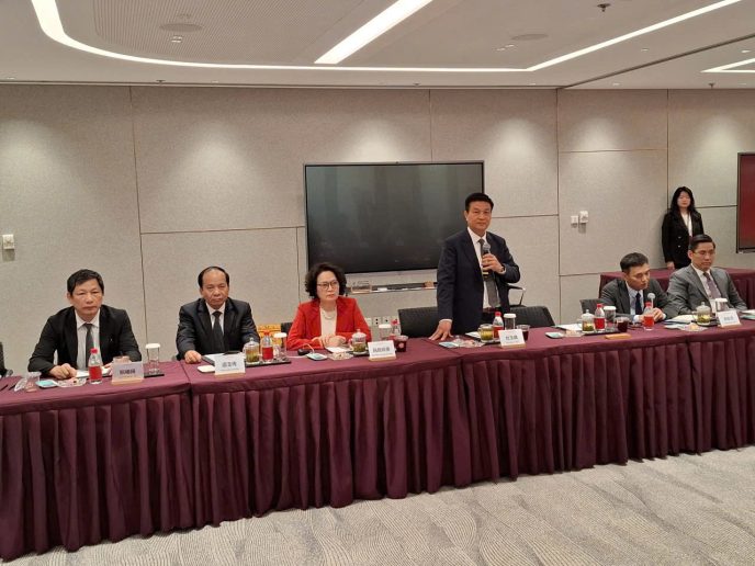 Đoàn công tác của Liên đoàn Luật sư Việt Nam sang thăm và làm việc tại Trung Quốc: Thăm các tổ chức hành nghề lớn tại thủ đô Bắc Kinh (Kỳ 2) 6 99999