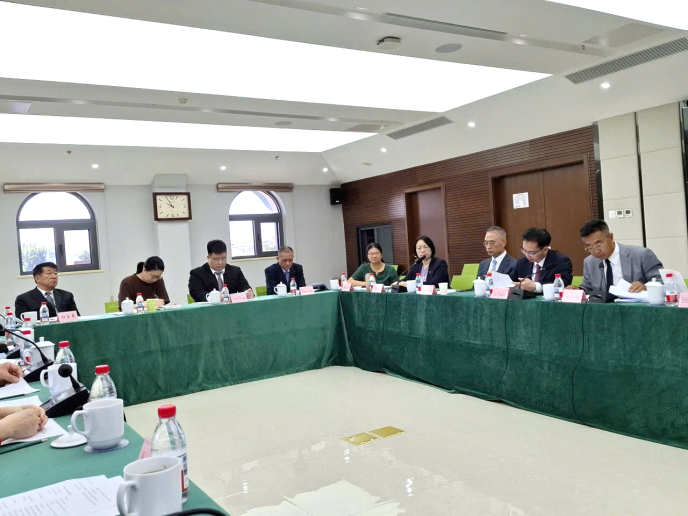 Đoàn công tác của Liên đoàn Luật sư Việt Nam sang thăm và làm việc tại Trung Quốc: Ký kết hợp tác với Hiệp hội Luật sư toàn Trung Quốc (Kỳ 1) 4 tq4