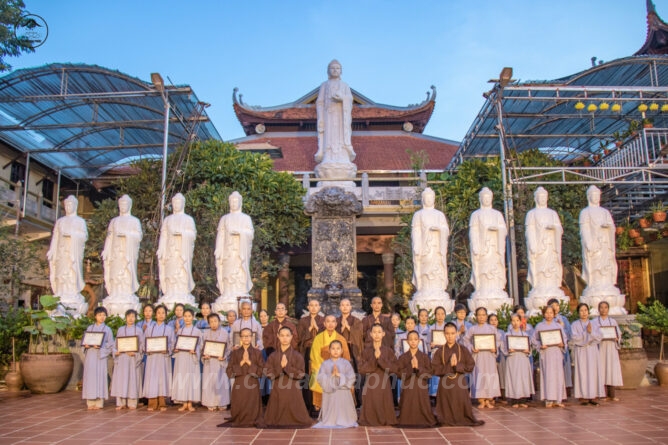 dau tien