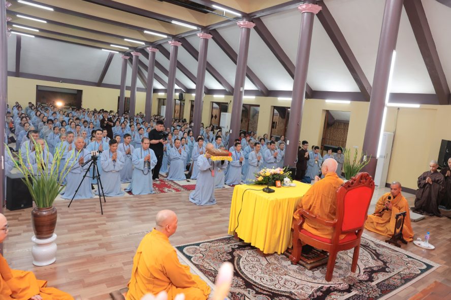 HÒA THƯỢNG TUYÊN LUẬT SƯ THƯỢNG MINH HẠ THÔNG QUANG LÂM THUYẾT GIẢNG TẠI TÙNG LÂM HÒA PHÚC 57 1.1