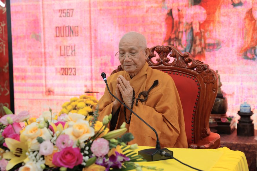 HÒA THƯỢNG TUYÊN LUẬT SƯ THƯỢNG MINH HẠ THÔNG QUANG LÂM THUYẾT GIẢNG TẠI TÙNG LÂM HÒA PHÚC 54 11 3