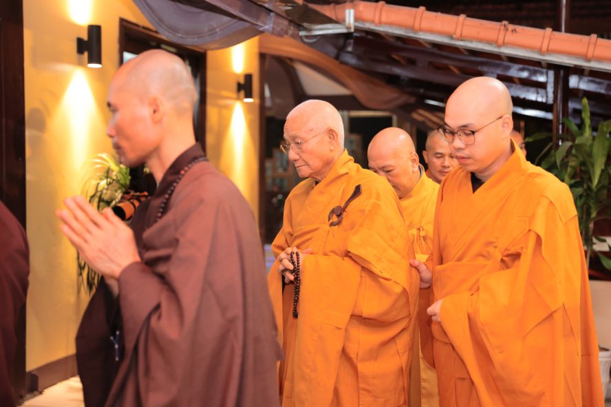 HÒA THƯỢNG TUYÊN LUẬT SƯ THƯỢNG MINH HẠ THÔNG QUANG LÂM THUYẾT GIẢNG TẠI TÙNG LÂM HÒA PHÚC 16 13 2