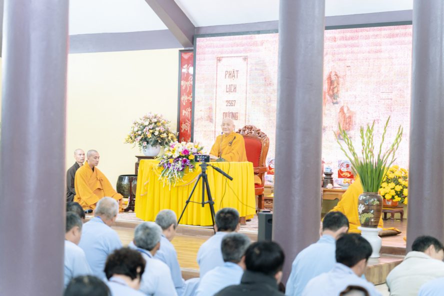 HÒA THƯỢNG TUYÊN LUẬT SƯ THƯỢNG MINH HẠ THÔNG QUANG LÂM THUYẾT GIẢNG TẠI TÙNG LÂM HÒA PHÚC 25 4.9