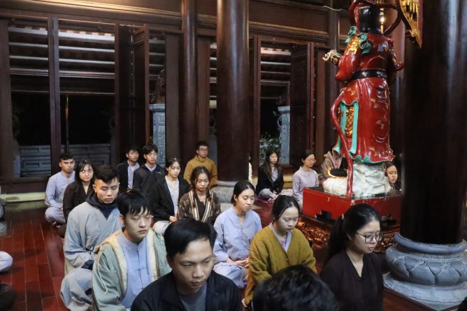 BUỔI SÁNG NGÀY 2 - KHÓA TU THIỀN TRÀ "NĂM MỚI TA CŨNG MỚI" 2 414998869 769124431915533 5351799086511625587 n