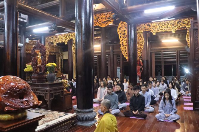 BUỔI SÁNG NGÀY 2 - KHÓA TU THIỀN TRÀ "NĂM MỚI TA CŨNG MỚI" 7 416167714 769124491915527 8828338411250876108 n