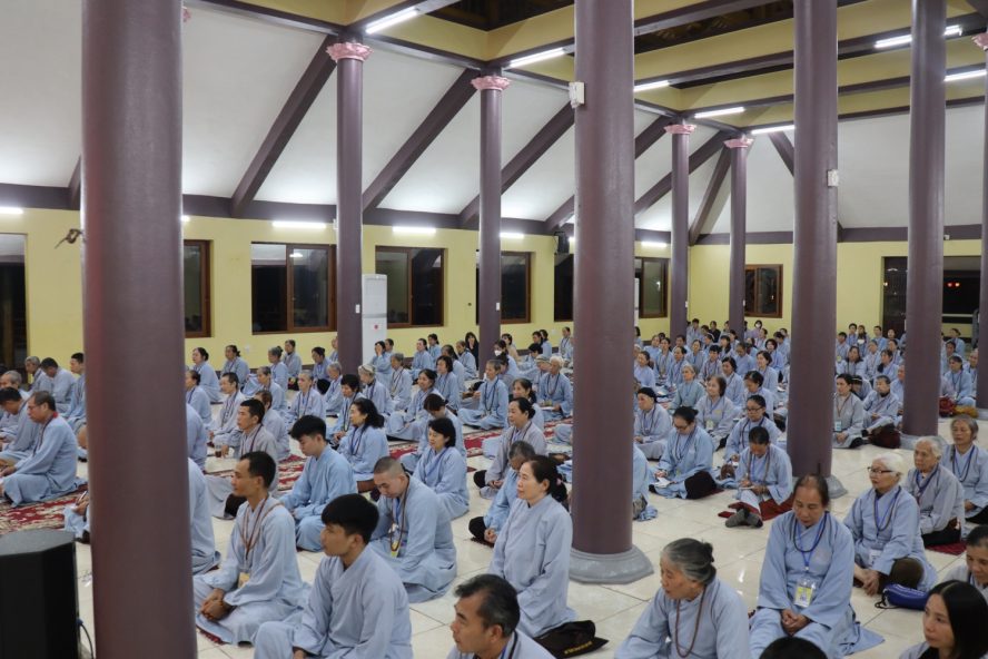 Ngày thứ sáu Khóa cộng tu Phật thất (Ngày 08/01/2024-nhằm ngày 27/11/Quý Mão) 24 418731473 773237648170878 819348680755449528 n