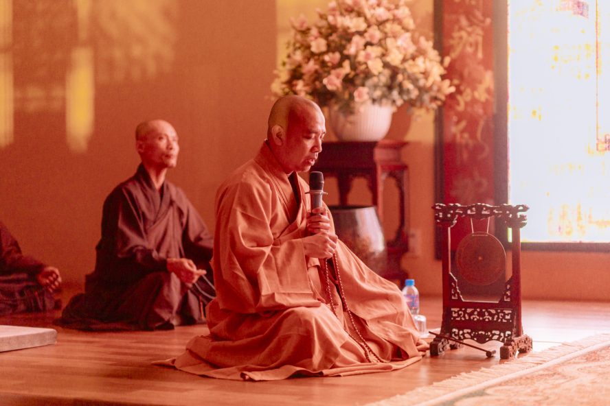 HÒA THƯỢNG TUYÊN LUẬT SƯ THƯỢNG MINH HẠ THÔNG QUANG LÂM THUYẾT GIẢNG TẠI TÙNG LÂM HÒA PHÚC 51 8.2