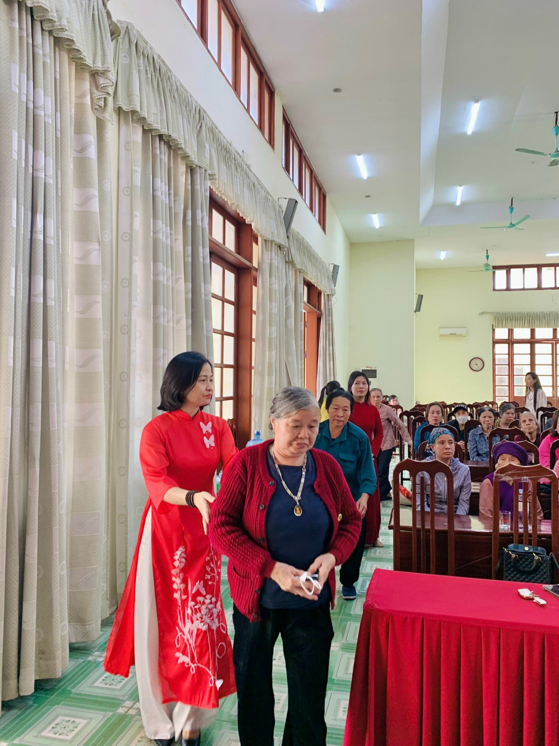 CHƯƠNG TRÌNH TỪ THIỆN CUỐI NĂM QUÝ MÃO - TRAO ĐI LÀ CÒN MÃI 10 z5090392672558 36e7e884ff13bf335170a9c06157c41b