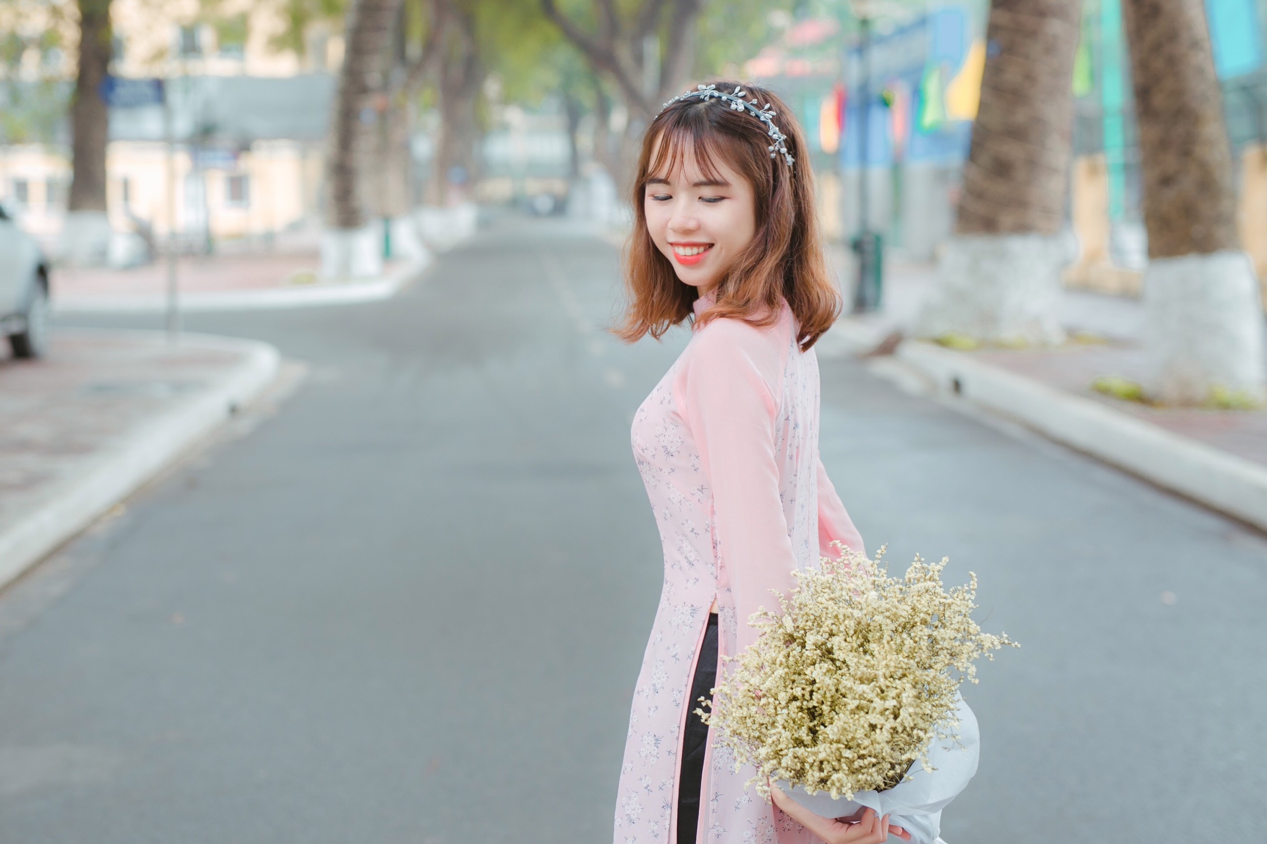 giang_vien_tai_wang_language