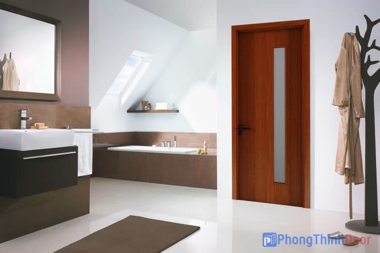 cửa toilet