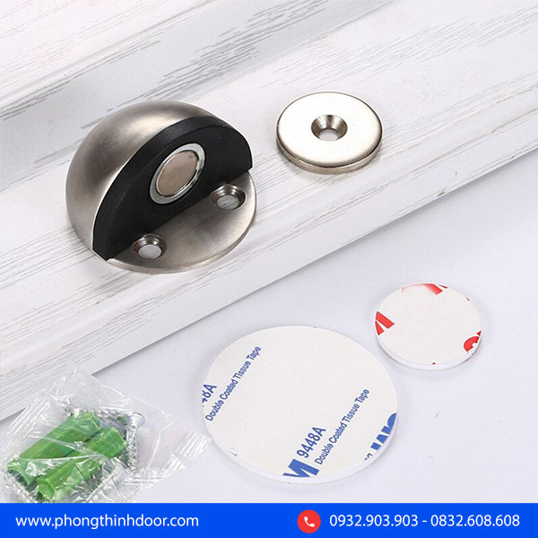 cục chặn cửa bán nguyệt có nam châm