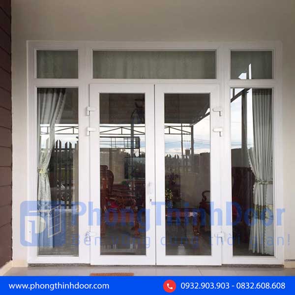 cửa chính 4 cánh nhựa lõi thép