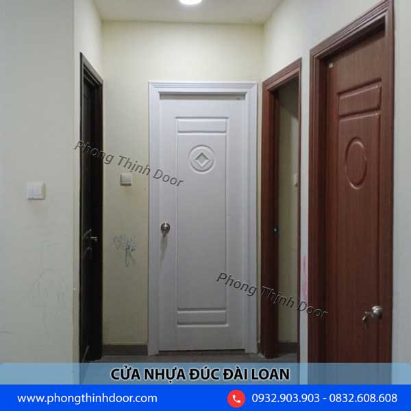 cửa nhựa đúc đài loan