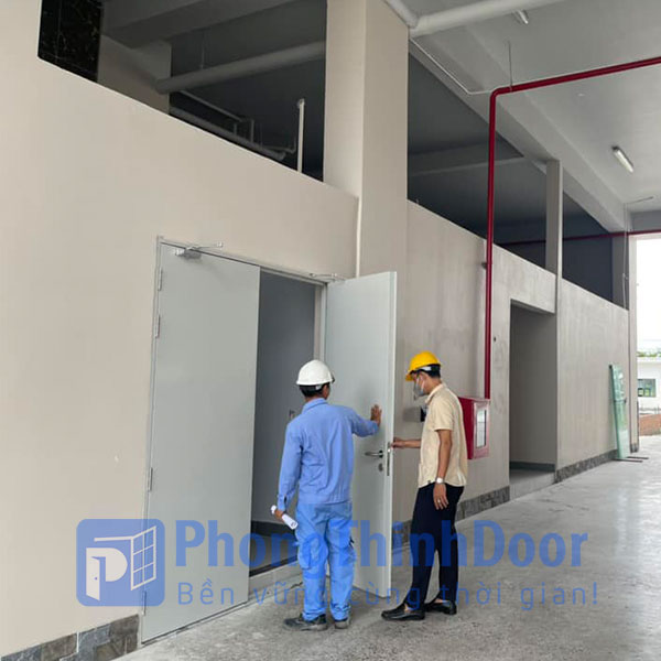 Thi công cửa chống cháy