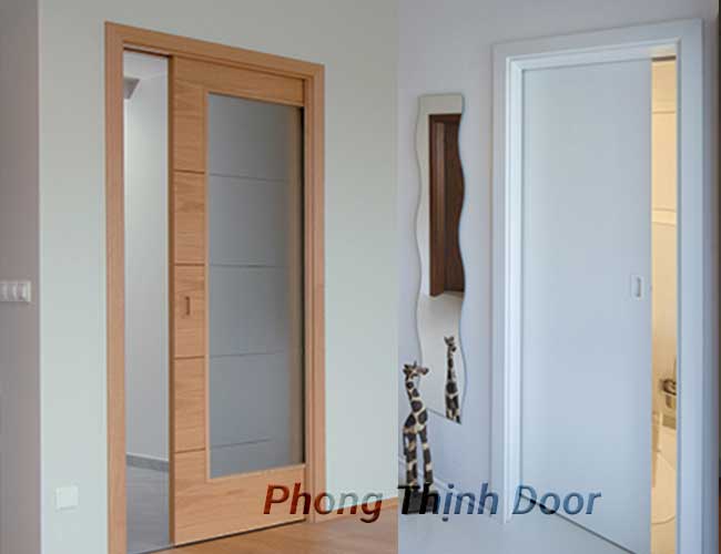 cửa lùa nhà vệ sinh