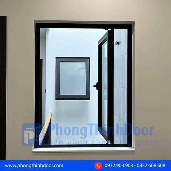 cửa thông gió chung cư