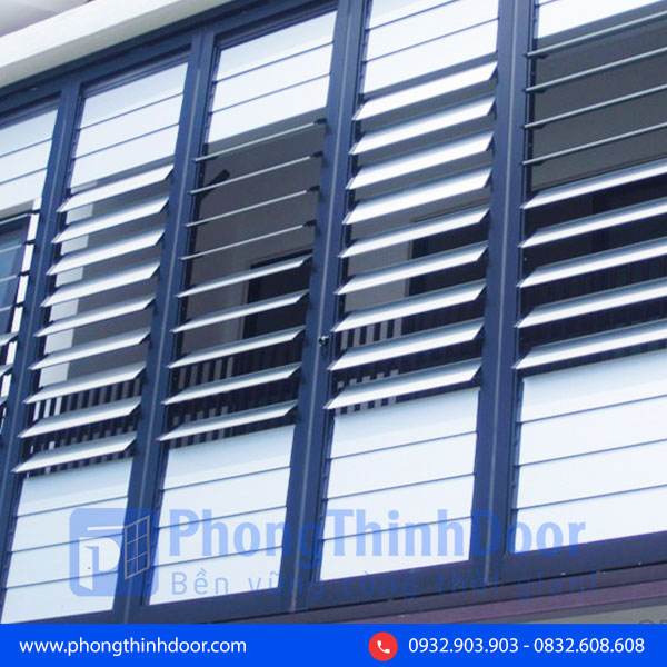 cửa thông gió nhà xưởng