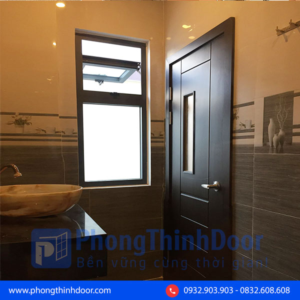 cửa thông gió wc