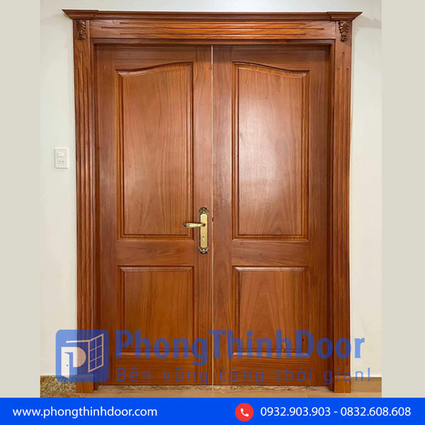 cửa chính 2 cánh bằng gỗ sồi