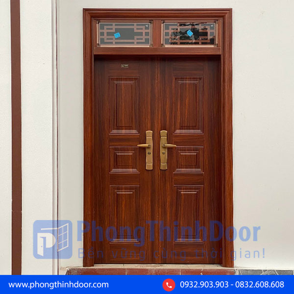 giá cửa thép vân gỗ