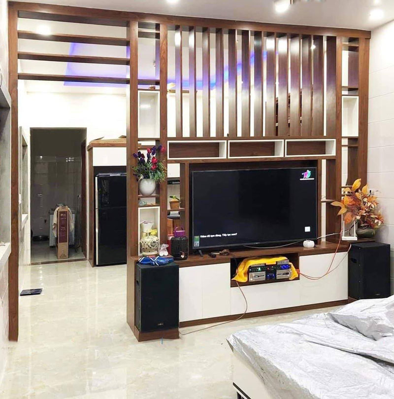 vách ngăn phòng ngủ và bếp