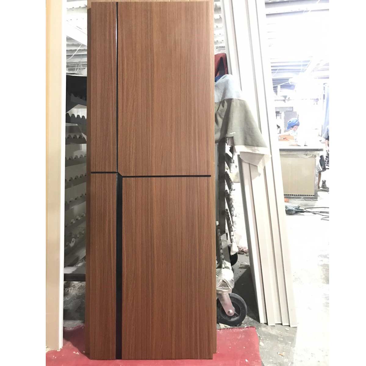 cửa composite tại xưởng phong thịnh