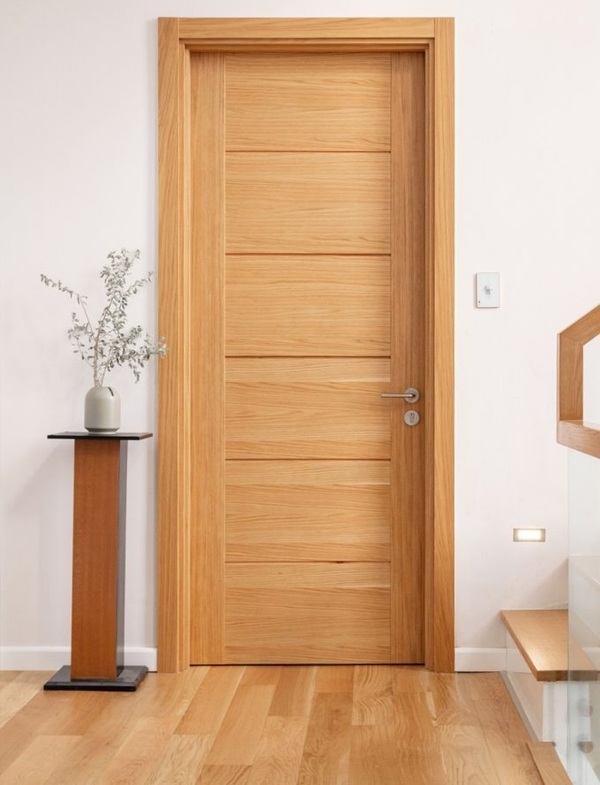 Giá cửa gỗ xoan đào thường dao động từ 3.000.000 - 3.200.000 VNĐ/m2