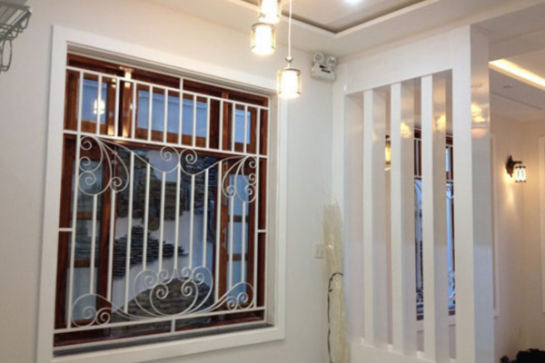 Mẫu song cửa sổ gỗ đẹp được ưa chuộng nhất hiện nay