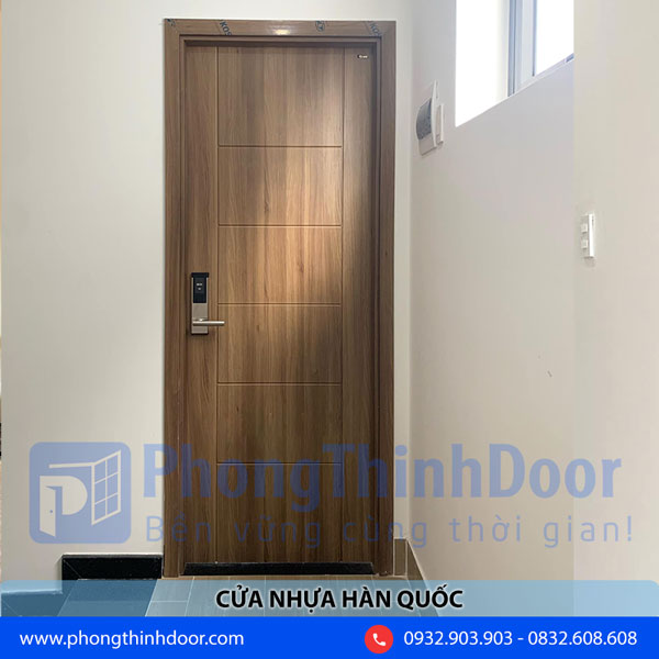 Mẫu cửa nhựa Hàn Quốc KOS.118-MQ808 có màu gỗ trầm cho phòng ngủ thêm sang trọng