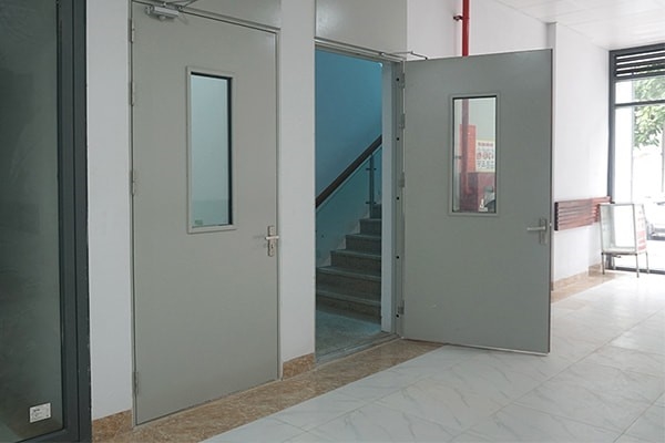 Giải pháp di chuyển linh hoạt hơn với hệ cửa mở hai chiều an toàn