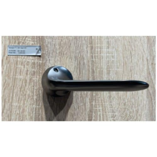 Ảnh thực tế tay nắm gạt có nắp che T1 Hafele 901.99.940